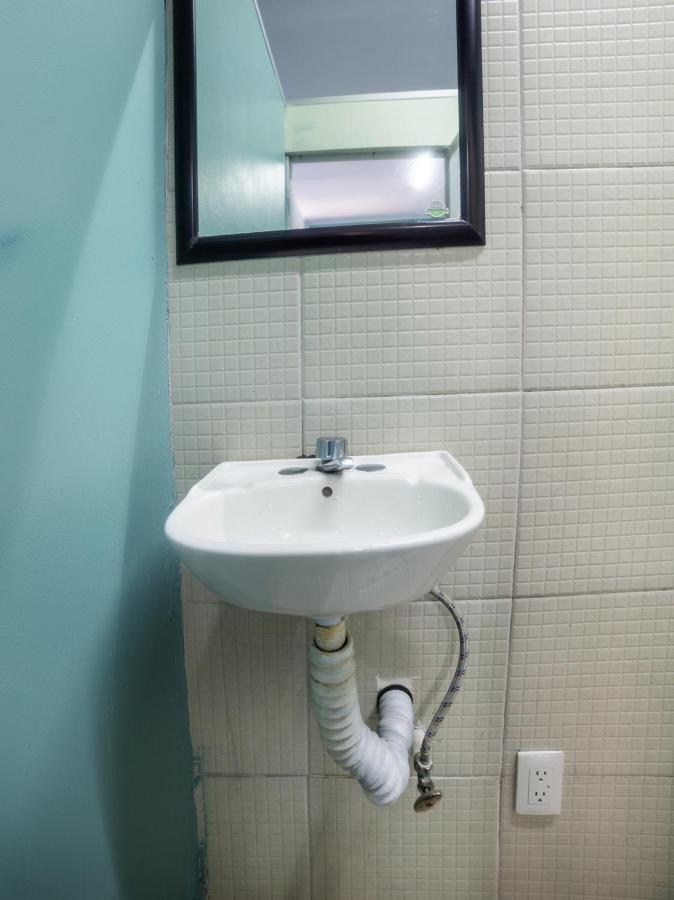 מקסיקו סיטי Oyo Hostel Oasis Centro Cerca Del Hospital Issste Hospital Jose Ma Morelos מראה חיצוני תמונה